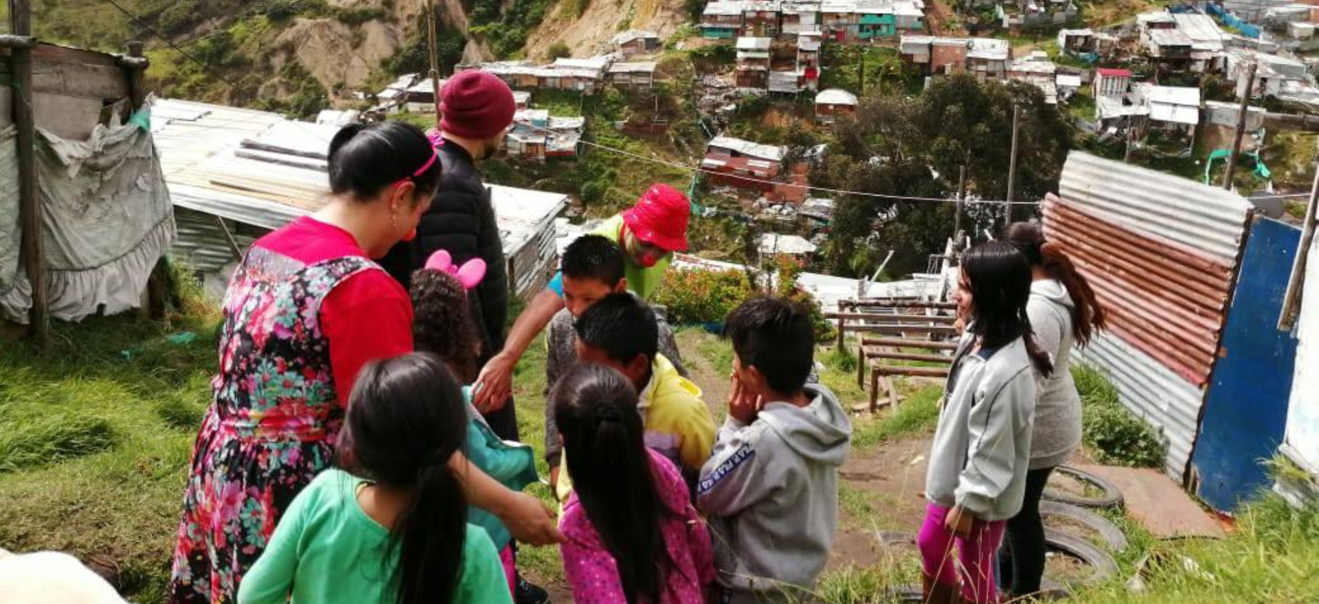 Construyendo un Futuro Brillante Construyendo un Futuro Brillante